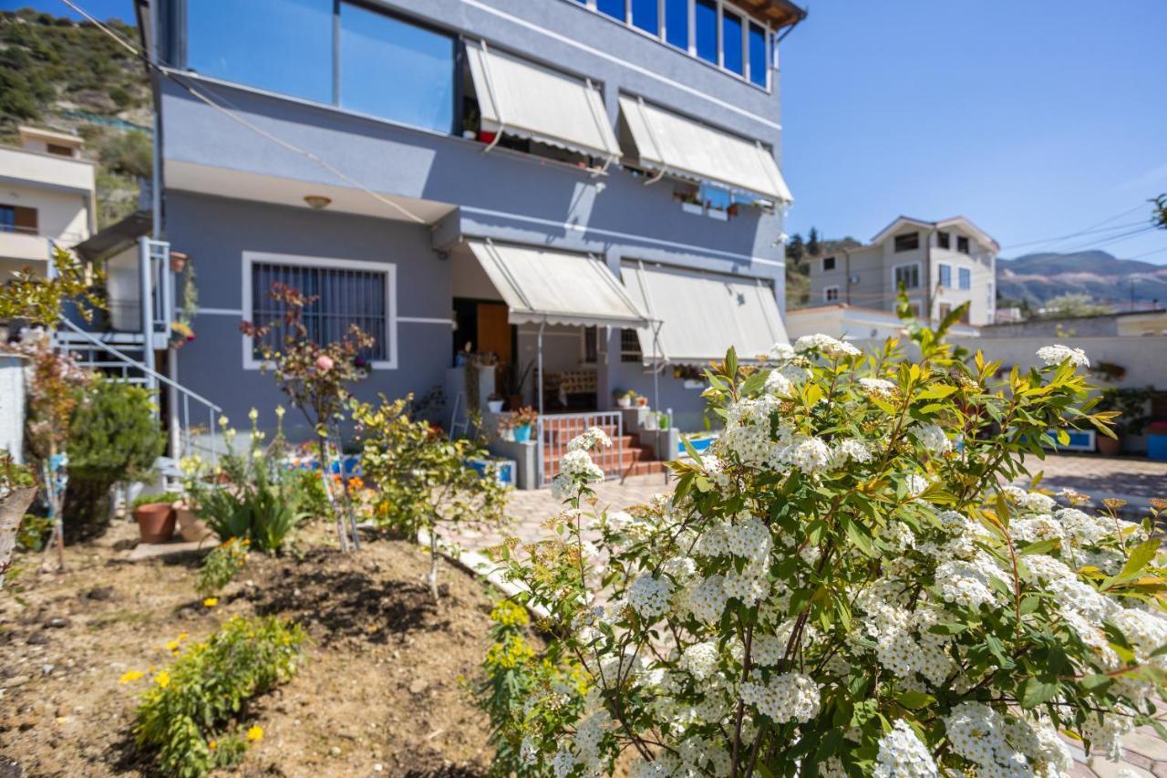 Vila Aulona Vlorë Esterno foto