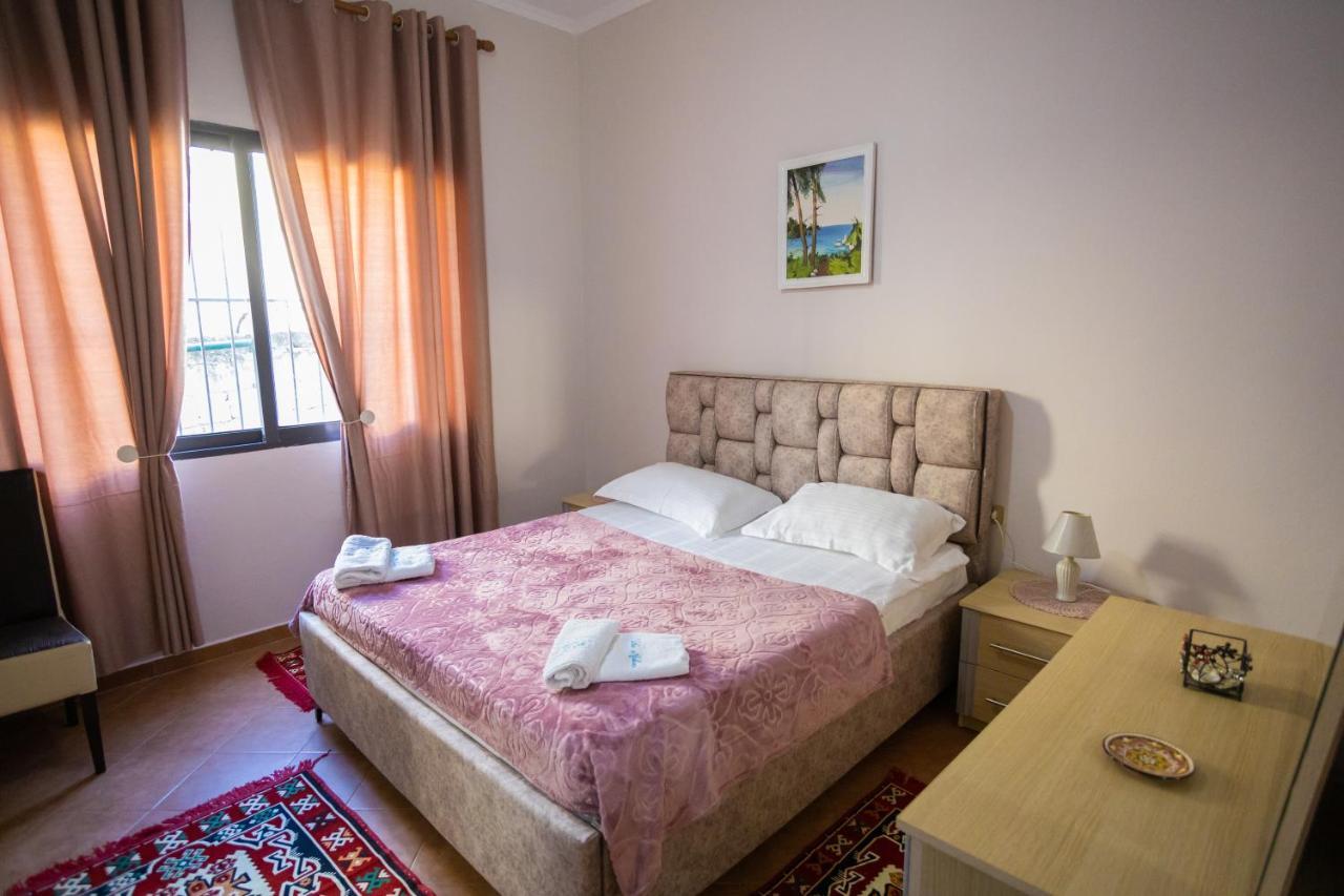 Vila Aulona Vlorë Esterno foto